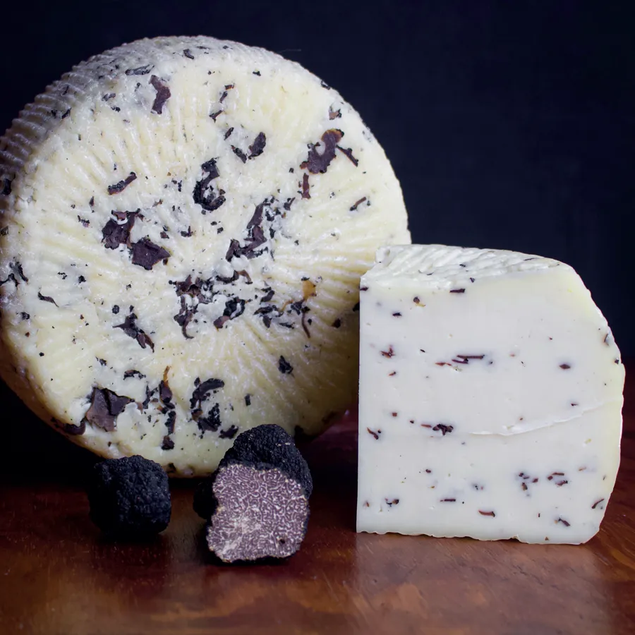 Nero pecorino al tartufo – foto del produttore