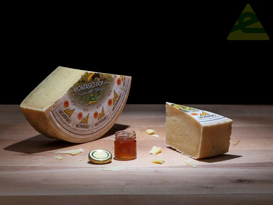 Montasio Fresco DOP PDM (Prodotto di Montagna) – foto del produttore