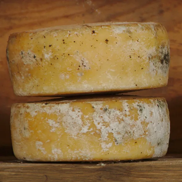 Mandriano stagionato 3-6 mesi (1kg) – foto del produttore