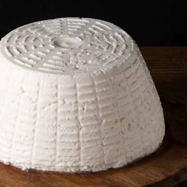 Ricotta fresca di pecora e vacca jersey (1kg) – foto del produttore